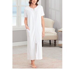 Cuddledown Pima Cotton White Long Robe w Pockets Soft Comfy Loungewear Size M